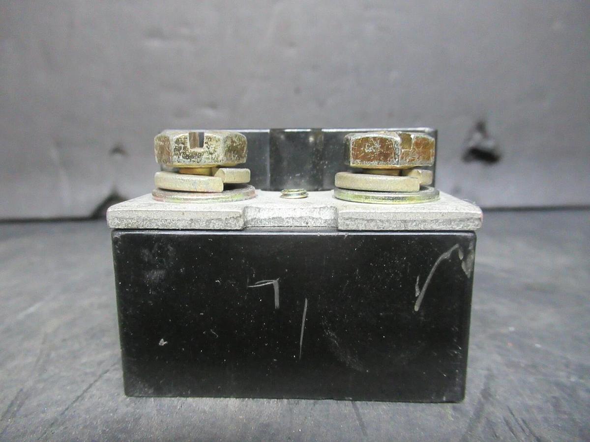 Used GENERAL ELECTRIC TERMINAL BLOCK 8690262G7 600 VOLT 150 AMP CR2960SY139C3D