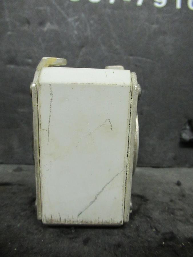 Used FERRAZ SHAWMUT 6,6URD33TTF0700 PROTISTOR FUSE Y300079 660 VAC 700 AMP WARRANTY
