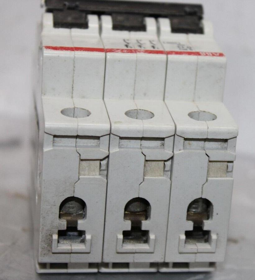 Used ABB CIRCUIT BREAKER S203-D13 277/480 VAC 3-POLE **WARRANTY INCLUDED**