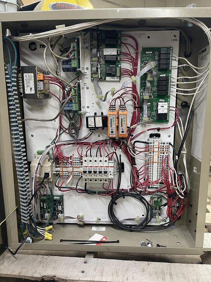 Used TRANE RETROFIT TRACER ADAPTIVIEW CHILLER CONTROL CVHE320 W/ TOUCHSCREEN DISPLAY