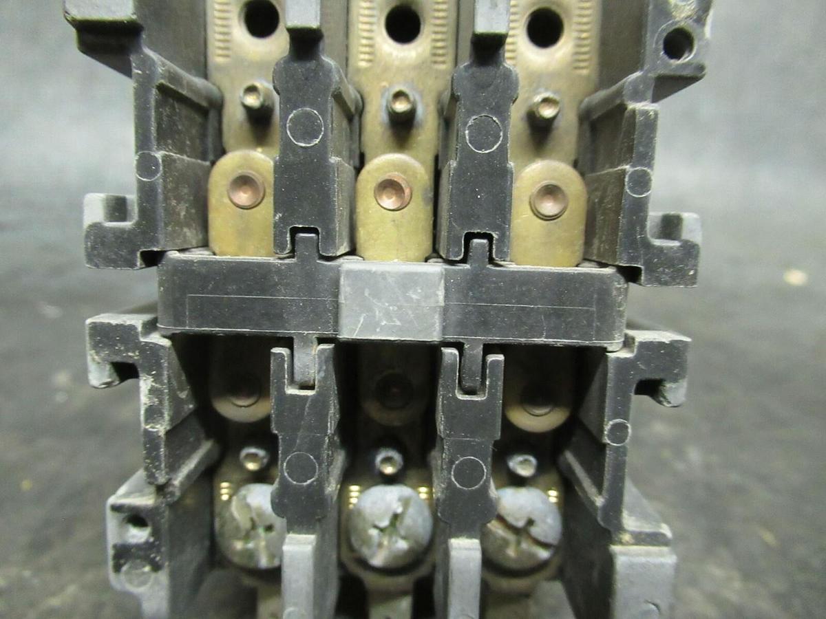 Used 25 AMP FURNAS CONTACTOR 42AF35AFAJI HN53CB115C 600 VAC 3 POLE 35 AMP/RES 7.5 HP