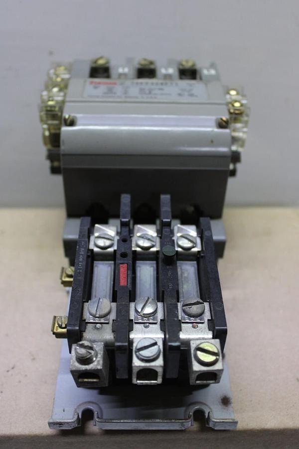 Used FURNAS STARTER 14FP32AF71 45 AMP NEMA 2 600V 25 HP 3-PHASE COIL: 120V
