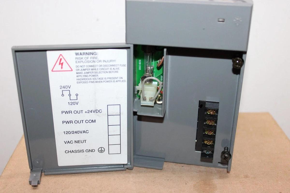Used ALLEN BRADLEY SLC-500 POWER SUPPLY MODULE 1746-P2 SER. C  **WARRANTY**