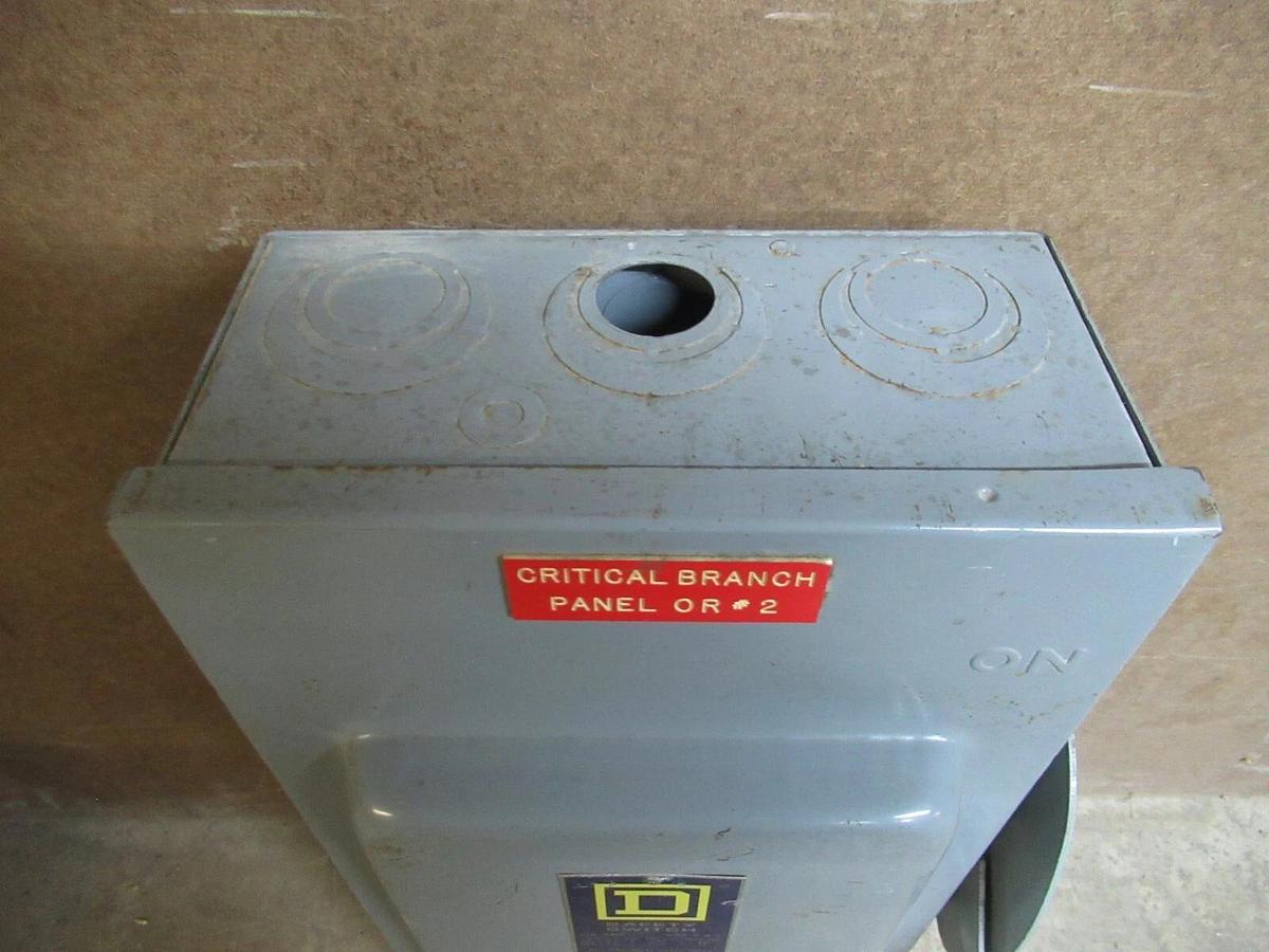 Used SQUARE D SAFETY SWITCH H-363 TYPE 1 ENCLOSURE 100 AMP 75 HP 600 VAC 2-POLE