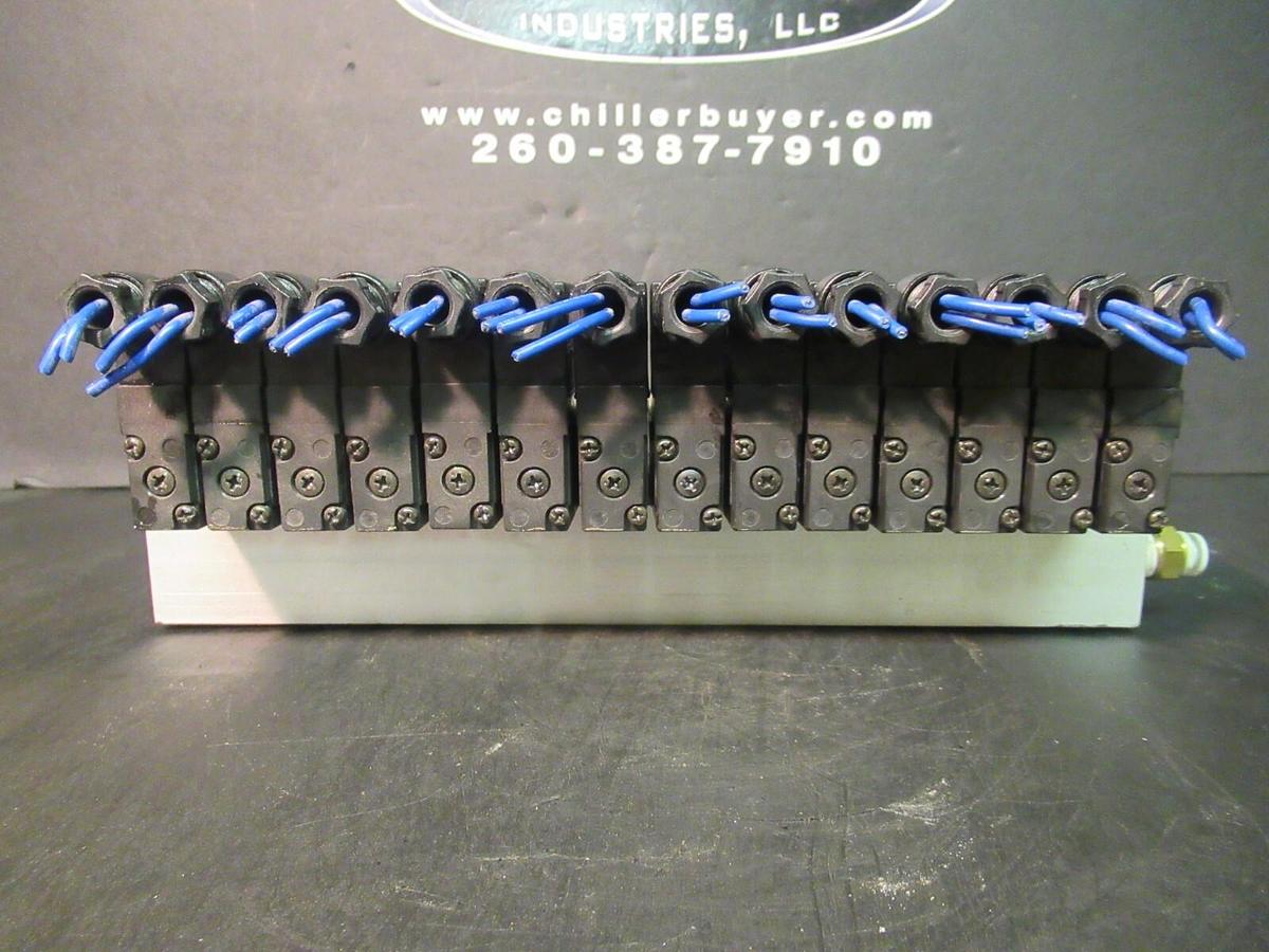 Used SMC SOLENOID VALVE BANK AND MANIFOLD 30-VZ-3140-5DC 24 VDC 0.075 AMP