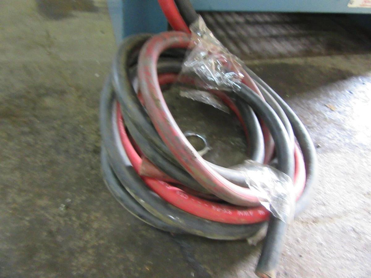 Used 24 VOLT HERTNER BATTERY CHARGER 73 AMPS 3SN12-380 208/240/480 V 3 PH 380 AH