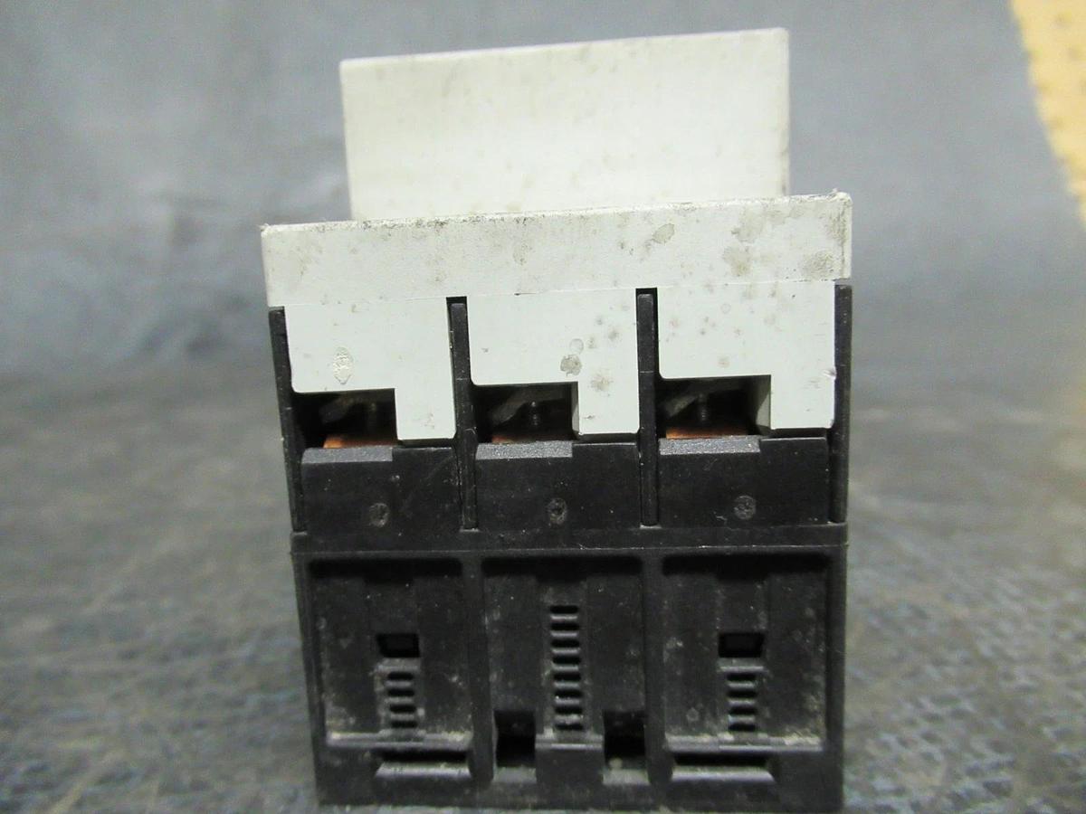 Used SIEMENS MANUAL MOTOR START 3RV1011-1EA10 600V 4A 3HP **WARRANTY INCLUDED**