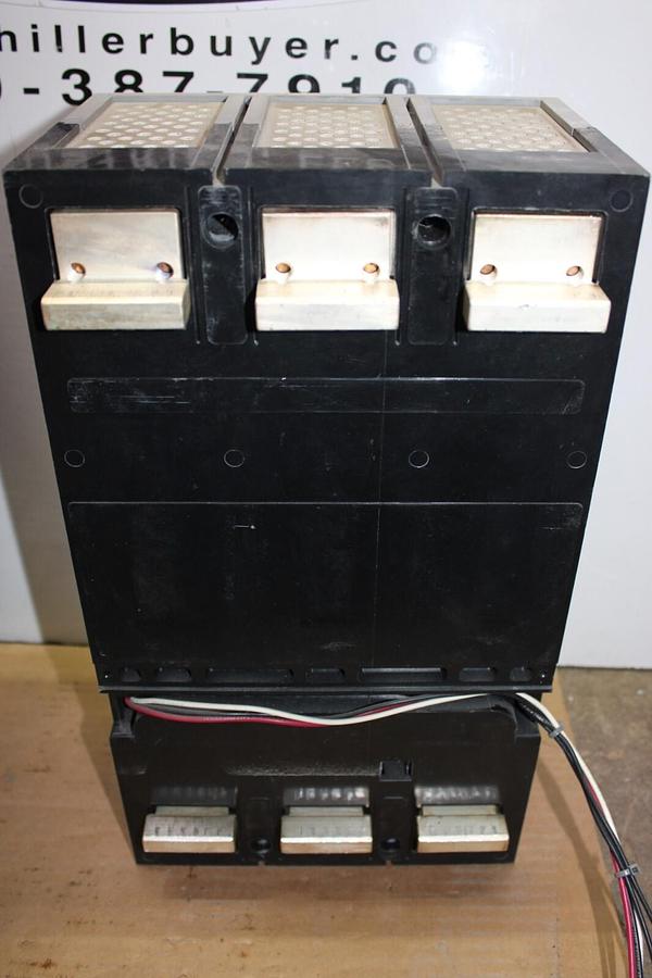 Used SIEMENS MOLDED CASE SWITCH CND63S120A 1200 AMP 600 VAC 3-POLE W/ MOUNT