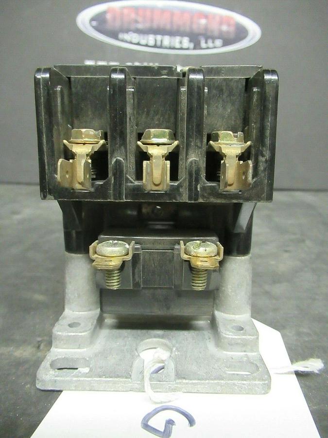 Used GE CONTACTOR CR353AC3AH4AED 30 AMP 600 VAC 40 A RES GENERAL ELECTRIC HN53CC024H