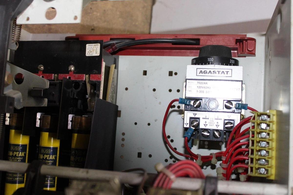 Used WESTINGHOUSE MCC MOTOR CONTROL BUCKET FREEDOM 2100 24" SIZE 2 CL75250