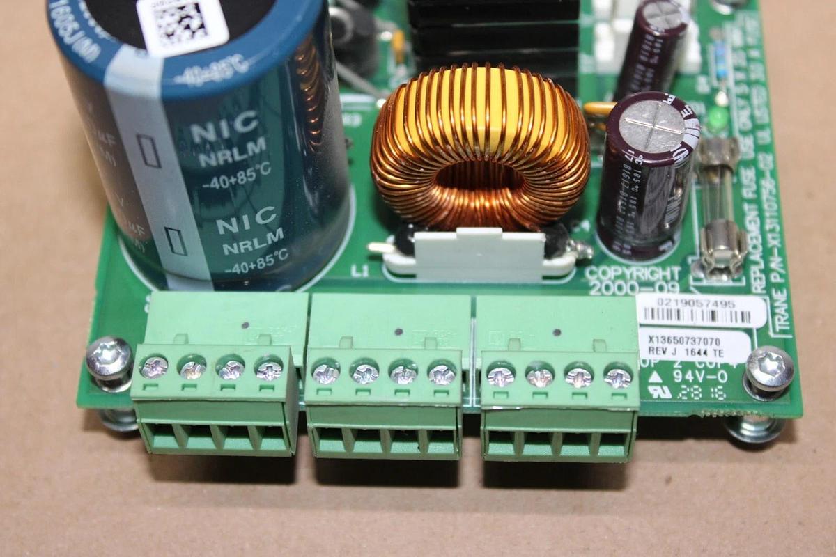 Used TRANE AIR CONDITIONING CONTROL BOARD X13650737070 REV. J *WARRANTY INCLUDED*