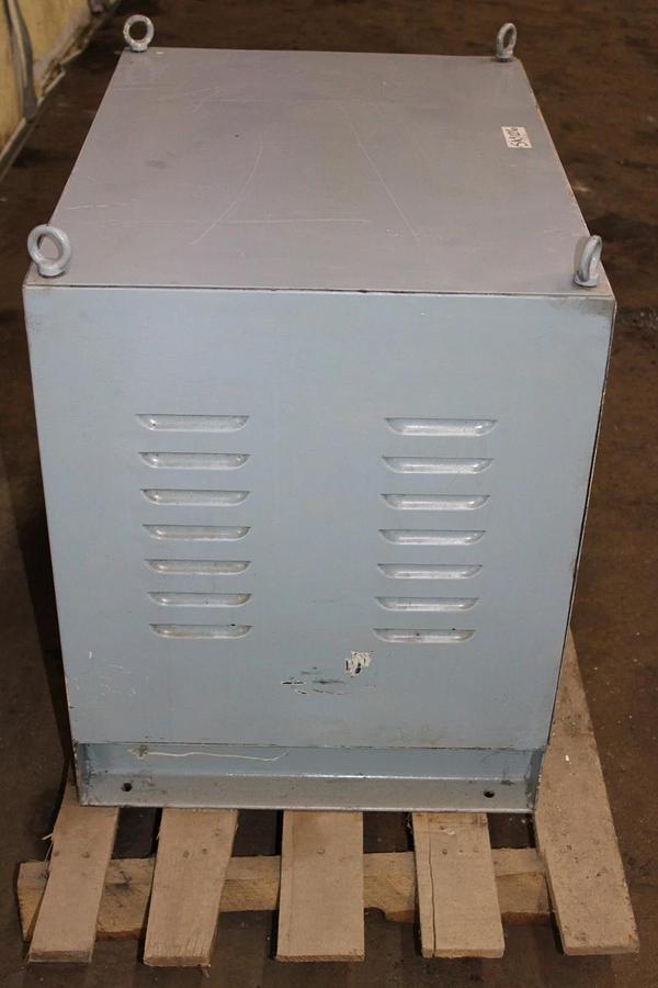 Used 40 kVA TRANSFORMER HC 3-PHASE 50/60 HZ 550/230 VOLT **WARRANTY INCLUDED**