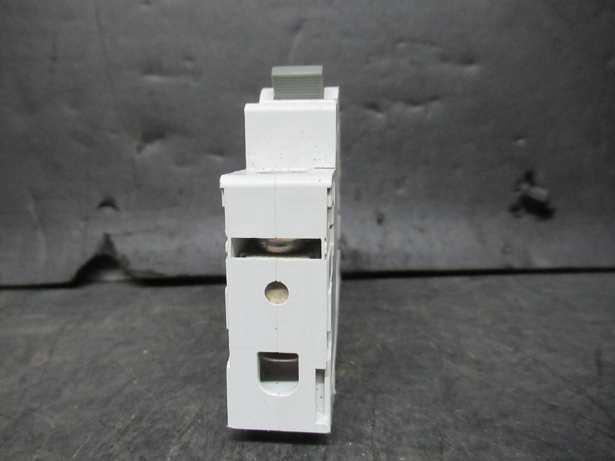 Used CUTLER-HAMMER CIRCUIT BREAKER D20 WMS1D20 20 AMP 277-480 VAC SINGLE POLE
