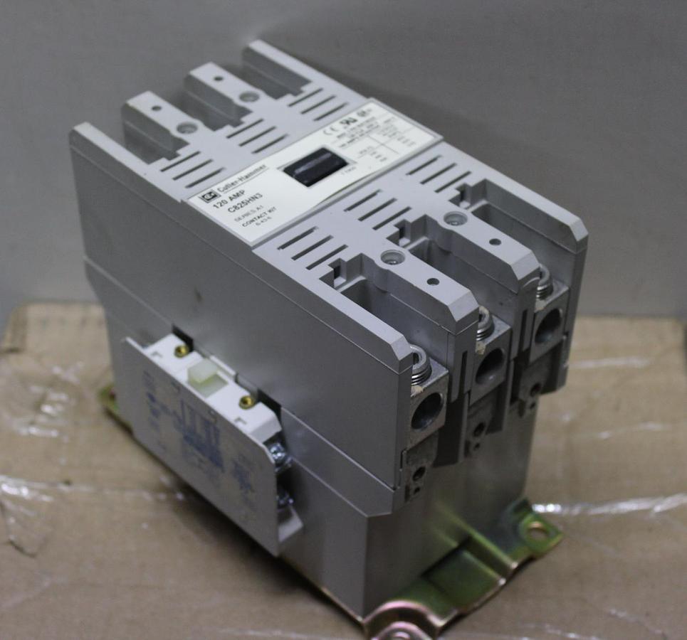 Used CUTLER HAMMER CONTACTOR C825KN3 600 VAC 200 AMP 3-POLE 3-PHASE
