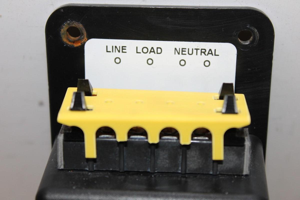 Used TRANSECTOR SYSTEMS SURGE PROTECTOR RELAY ACP-100-BWN3 120 VAC 15 AMP