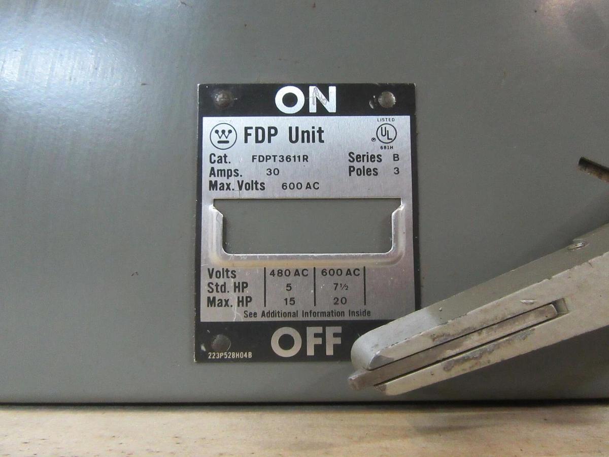 Used WETINGHOUSE FUSE PANELBOARD SWITCH  FDPT3611R 30 AMP 600 VAC 20 HP 3-POLE