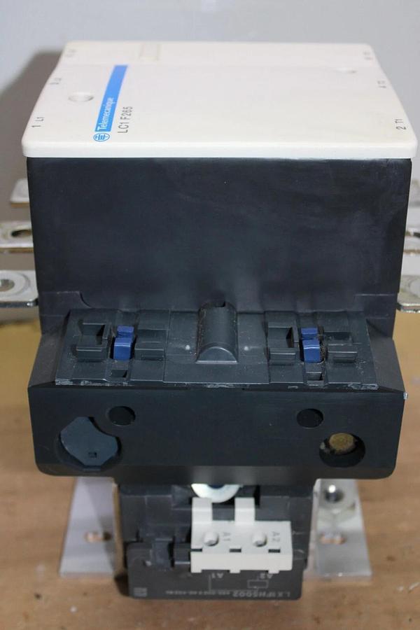 Used TELEMECANIQUE CONTACTOR LC1F265 285/350 AMP 600 VAC 3-POLE 200 HP