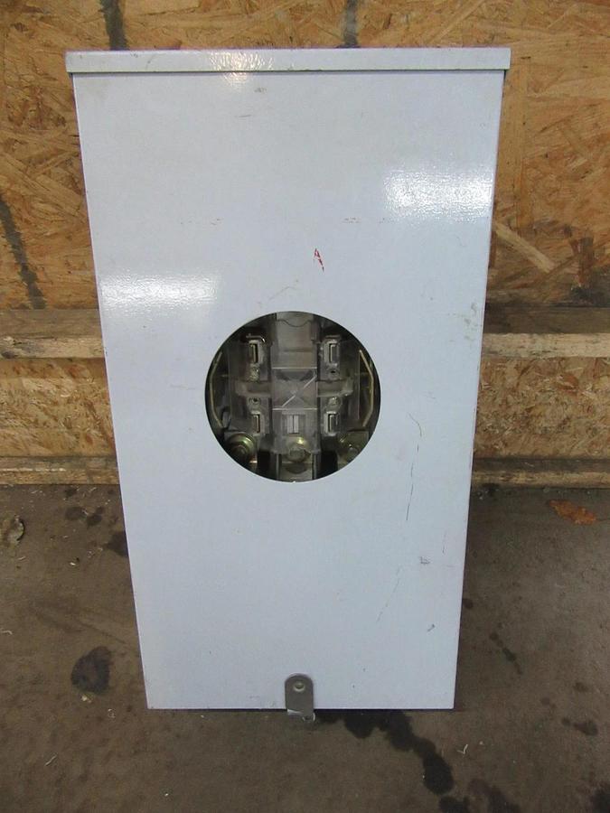 Used LANDIS & GYR 320 / 400 AMP 5 JAW METER SOCKET CAT# 42745-8 TYPE: HQ-5D 1 OR 3 PH