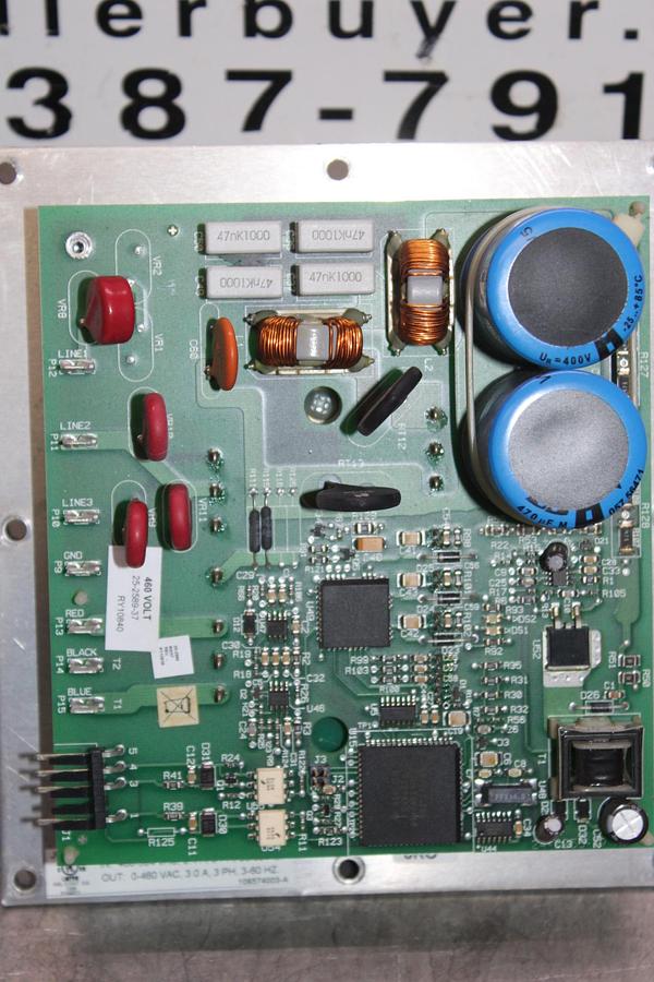 Used MCQUAY CHILLER CONTROL MODULE 860-654873B-50 SOFTWARE: CFG3E04E