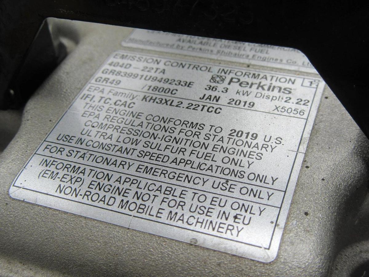 Used 2020 30KW DIESEL GENERATOR GENERAC 120/240 VOLT SINGLE PHASE 75 HR PERKINS 30 KW