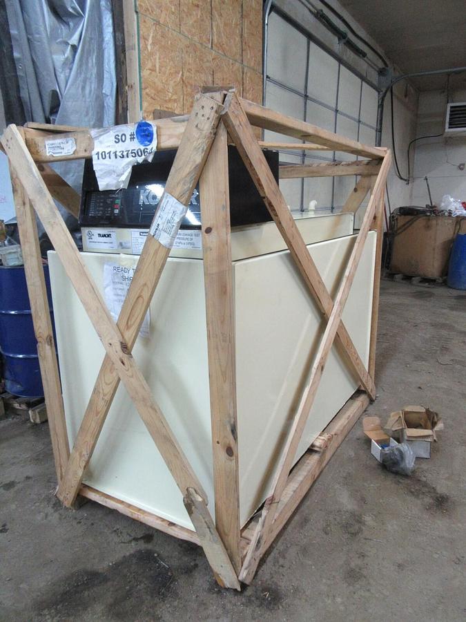 NEW 275 GALLON TRAMONT / KOHLER FLAMMABLE LIQUID FUEL DAY TANK PN: gm19901