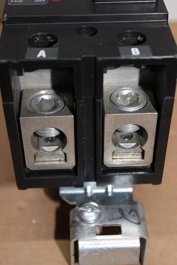 Used SQUARE D POWERPACT BREAKER QDA221001 100 AMP 240 VAC 2-POLE