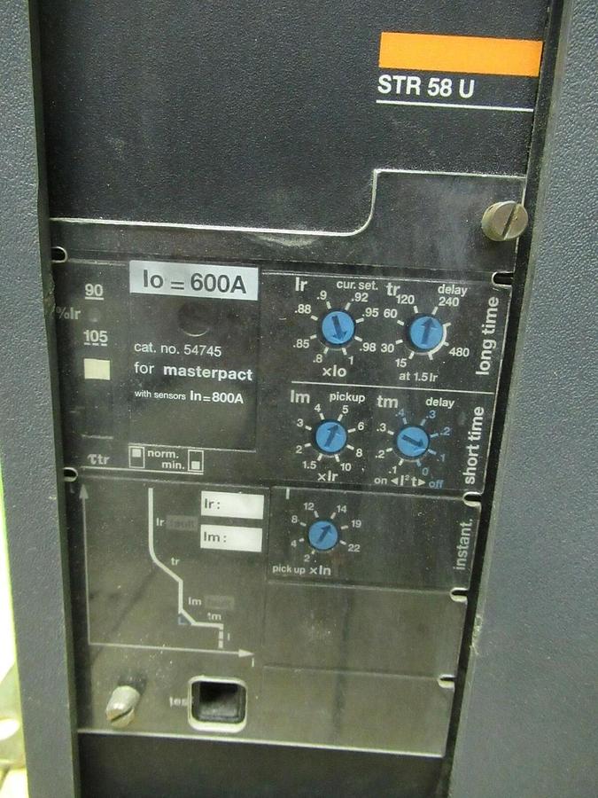SQUARE D MASTERPACT CIRCUIT BREAKER MP08H1 600 VOLT 600 AMP TRIP 3-PHASE
