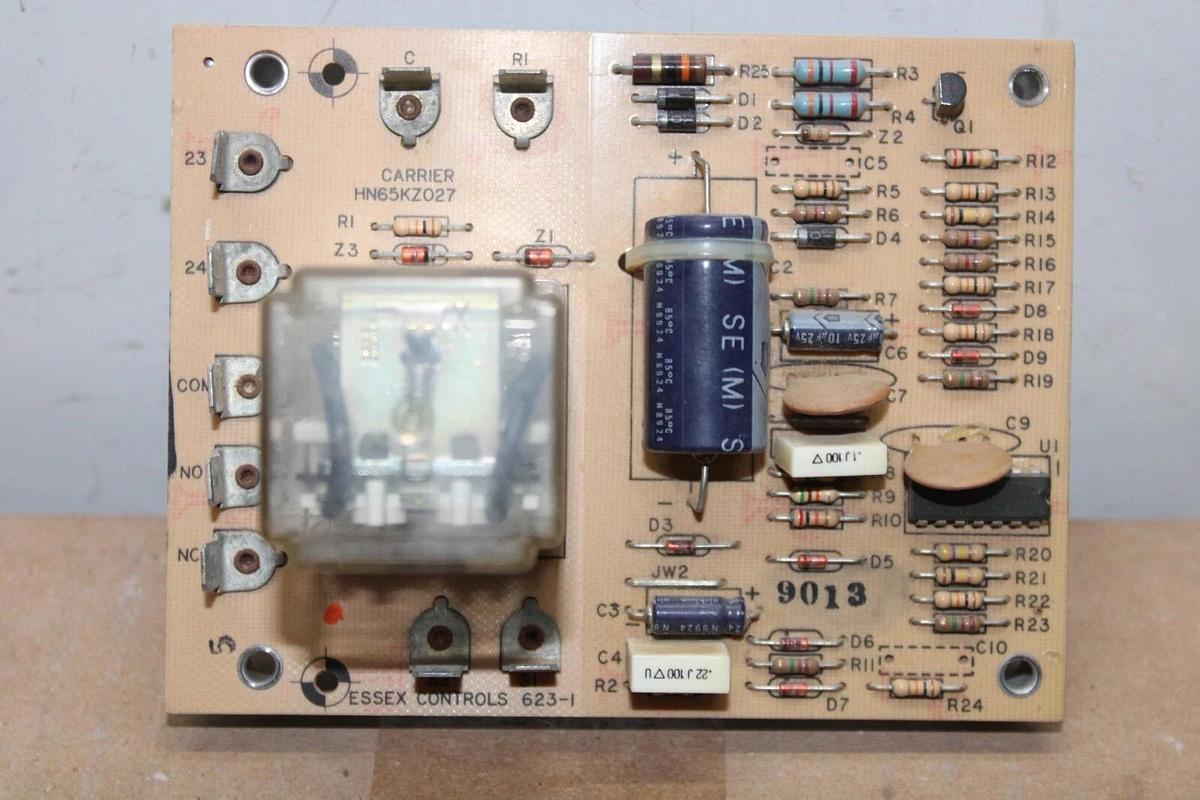 Used CARRIER ESSEX REPLACEMENT RELAY CIRCUIT BOARD HN65KZ027 623-1 **WARRANTY**