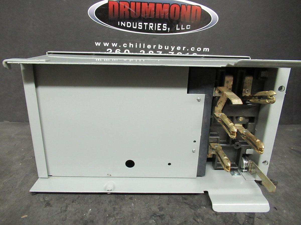 Used ITE BUS PLUG XQ45RGIG 50 AMP 240V 3P4W+GROUND XJ-L 15 AMP BREAKER SIEMENS 9200