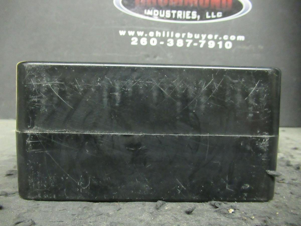 Used INSTRUMENT TRANSFORMERS CT CURRENT TRANSFORMER 300-102 1000:5 RATIO 50-400 HZ