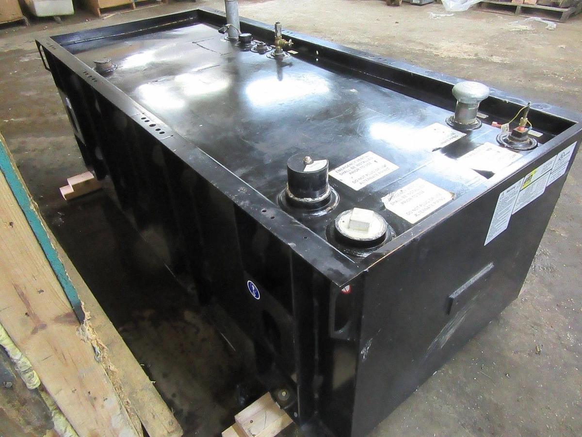 UNITED ALLOY 210 GALLON DIESEL BASE TANK FOR GENERATOR 200 GALLON