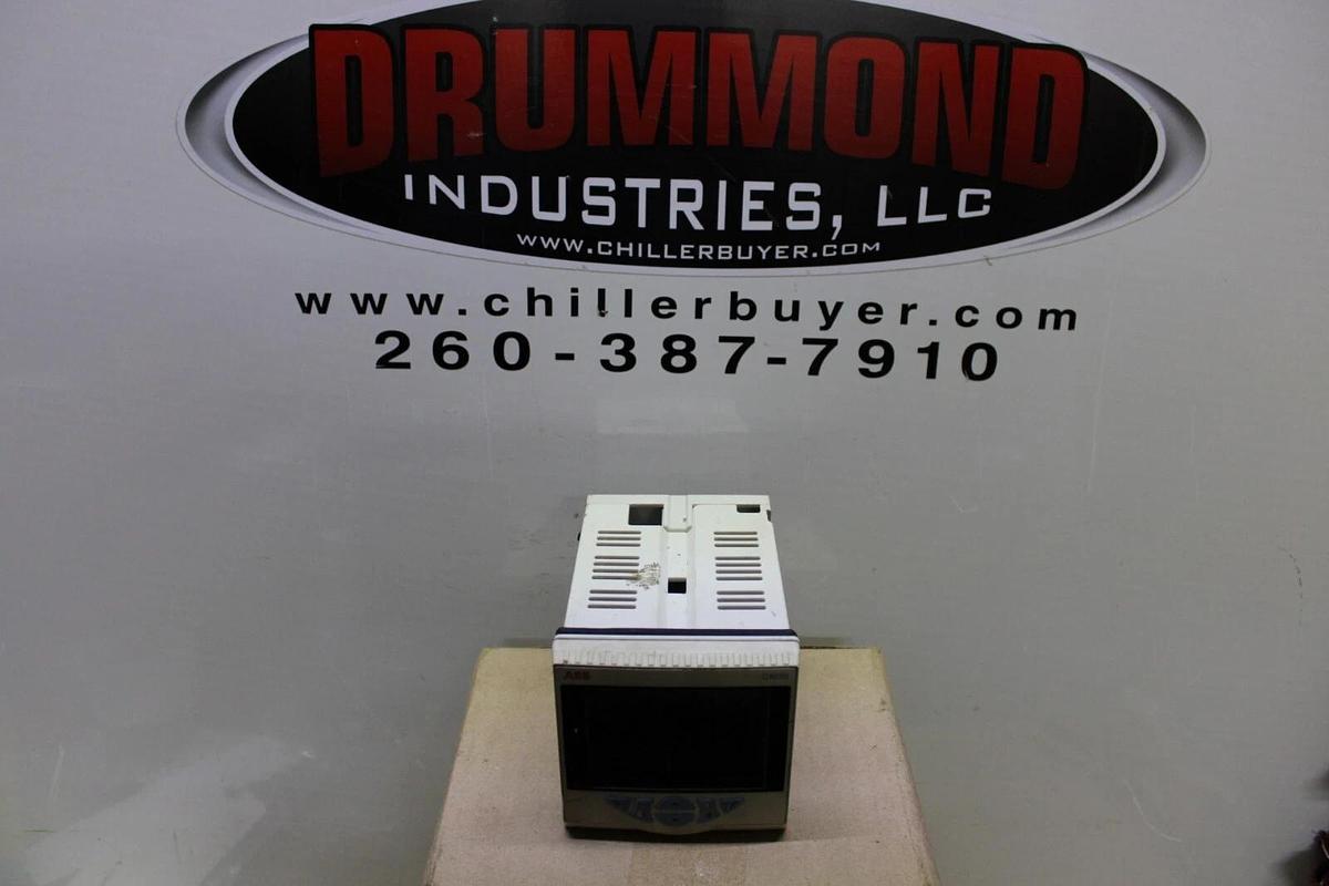 Used ABB CONTROLMASTER CM39 CONTROLLER CM30/2S0U0E0/STD 240 VAC 10 WATT