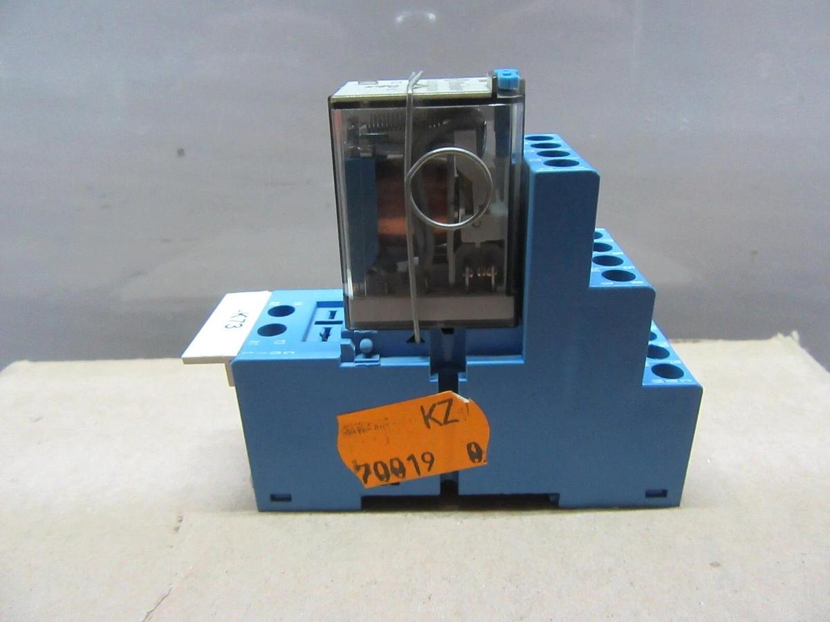Used LOT OF 4 FINDER RELAY 55.34.9.125.0040 7 AMP 125 VDC W/ 94.04 BASE