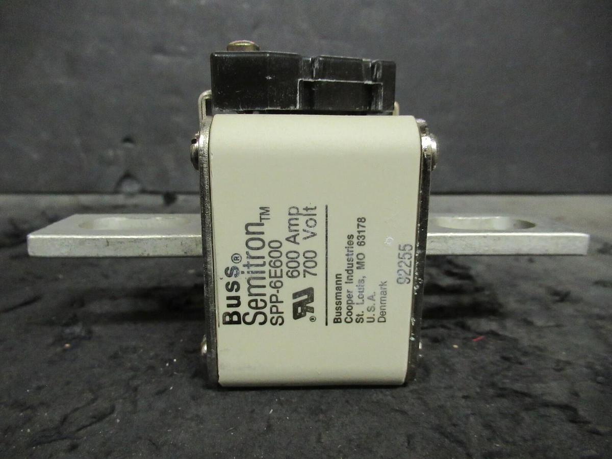 (2 ea) NEW IN BOX BUSS SEMITRON SPP-6E600 600 AMP 700 V FUSES BUSSMANN COOPER