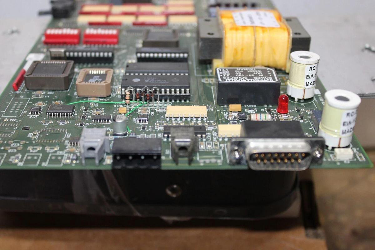 Used ALBERCORP CIRCUIT BOARD BDS-284D-1390 REV. A **WARRANTY INCLUDED**