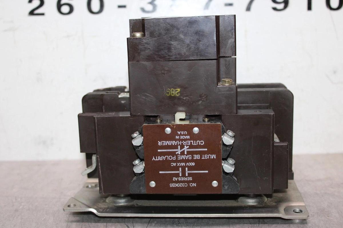 Used CUTLER-HAMMER CONTACTOR C832JN3 NEMA SIZE 3 120 AMP 600 VAC 3-POLE COIL: 120 V