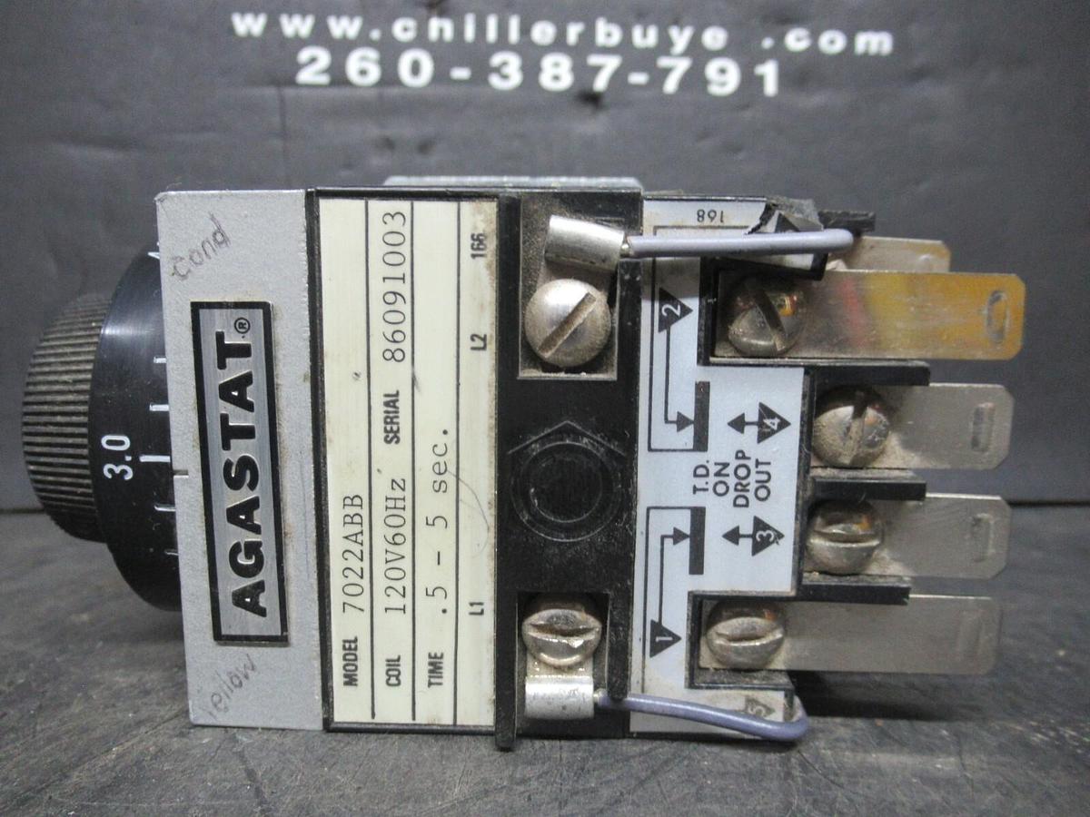 Used AGASTAT TIME DELAY RELAY 0.5-5 SECONDS 7032CC 120 VAC VOIL 600 VAC 10 AMP