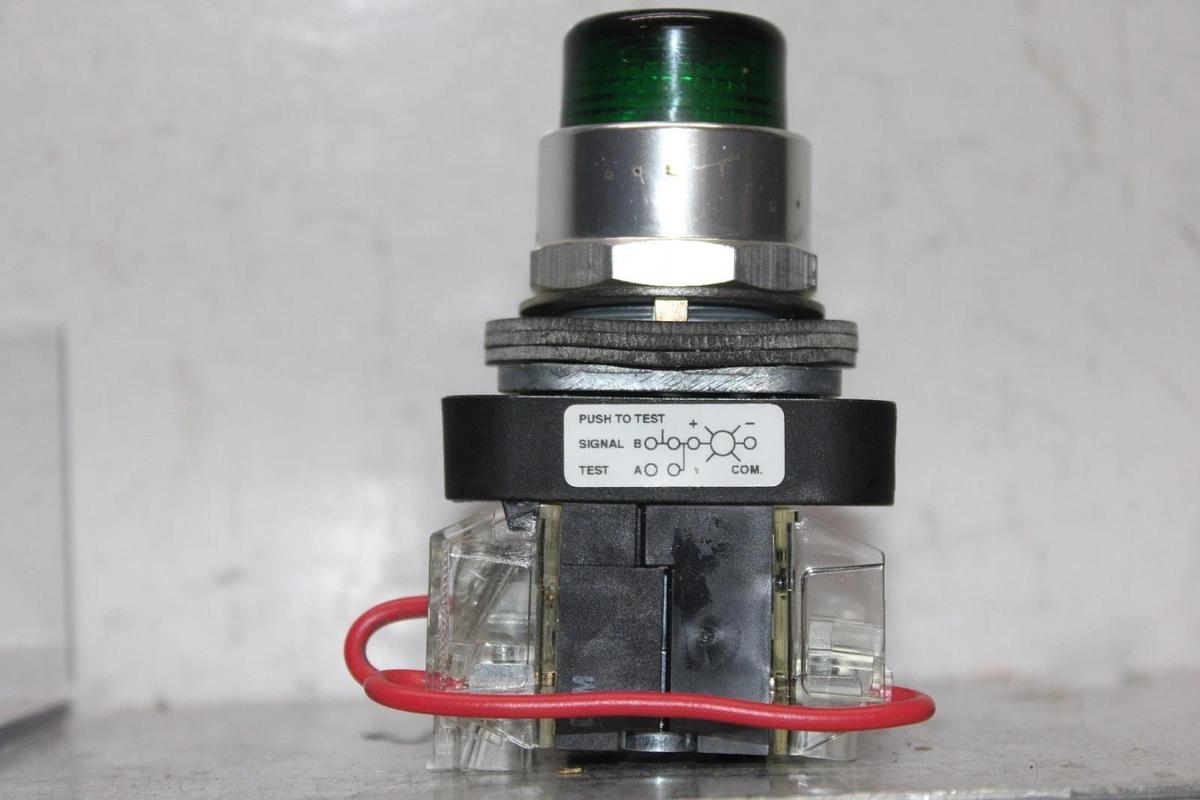 Used ALLEN BRADLEY PUSH BUTTON CONTACT BLOCK 800T-QTH10G 120 VOLT **WARRANTY**