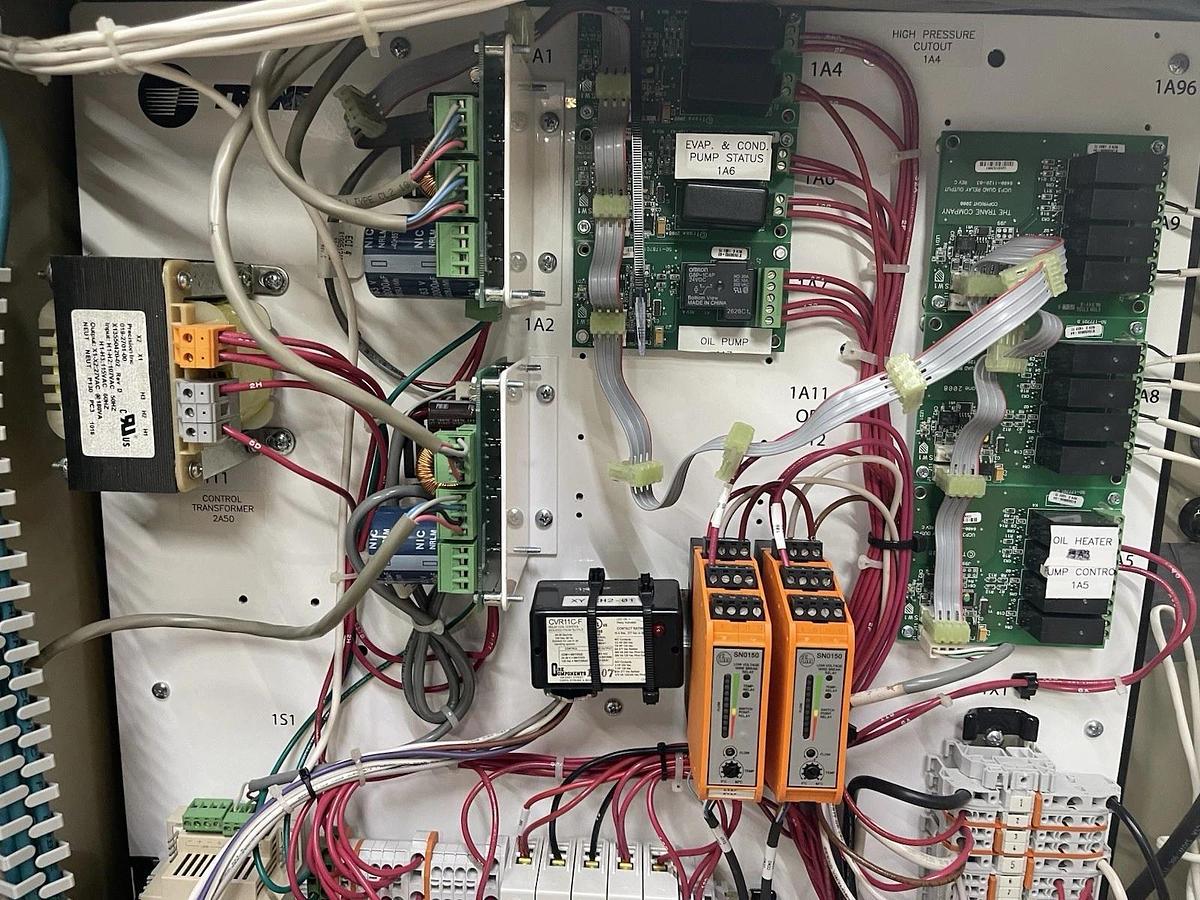 Used TRANE RETROFIT TRACER ADAPTIVIEW CHILLER CONTROL CVHE320 W/ TOUCHSCREEN DISPLAY