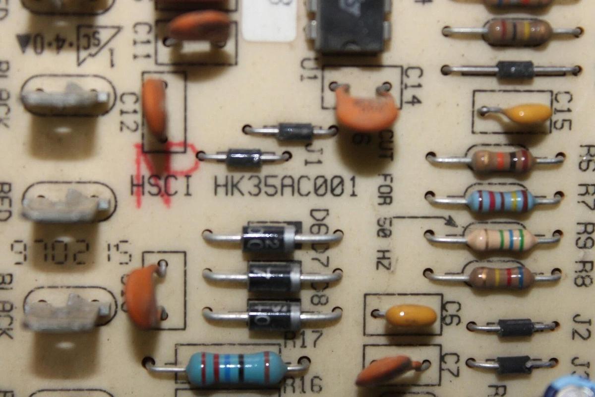 Used CARRIER HSCI FURNACE CONTROL HK35AC001 CEBD430248-02 REV. A CESS230248-01D