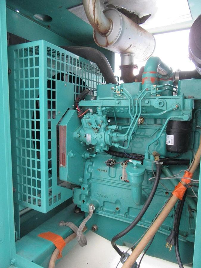 Used 40 KW 50 KW DIESEL GENERATOR CUMMINS 120/240V B3.9-G1 RECONNECTABLE VIDEO