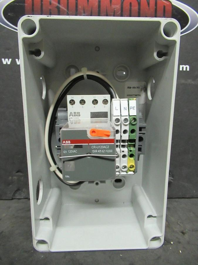 ABB ENCLOSED RELAY CR-U120AC2 71 AMP 115V 1SVR-405-621-R2000 *WARRANTY*