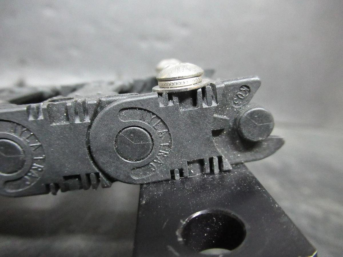 Used NYLATRAC ADJUSTABLE WIRE TRACK 34 LINKS 17" LENGTH X 1 1/2" WIDTH X 1/2" TALL