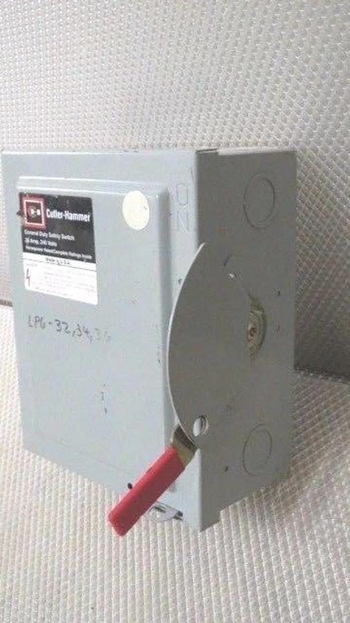 Used CUTLER HAMMER TYPE 1 NON-FUSIBLE SAFETY SWITCH 30 AMP 240 VAC MODEL DG321UGB