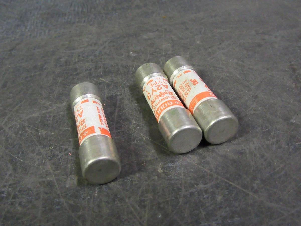 Used LOT OF 3 A2Y3 GOULD SHAWMUT AMPTRAP FUSE 3 AMP 250 VAC 500 VDC TYPE 1 A2Y3