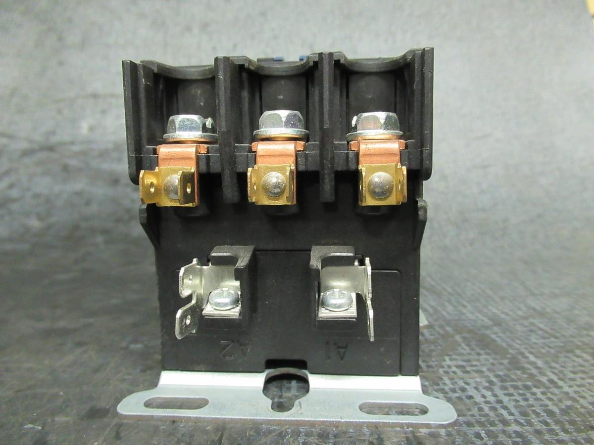 Used HOMER / CARRIER CONTACTOR HN53HF122 XMCO-633-FBBC00F 600V 63A COIL: 120V
