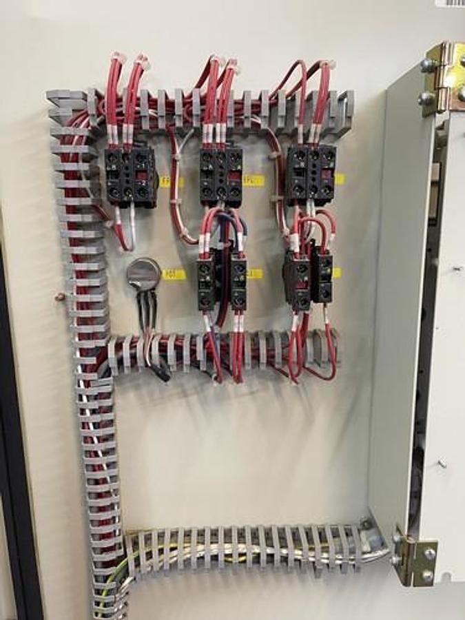 Used ABB ACH504-100-4-00P0 100 HP AC VS DRIVE 3PH 480V ACS504-100-5 100HP 124A ACH500