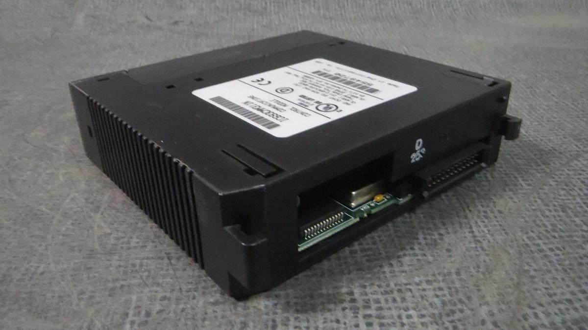 Used GE FANUC COMMUNICATIONS CONTROL MODULE COMM COPROC  MODEL: IC693CMM311N