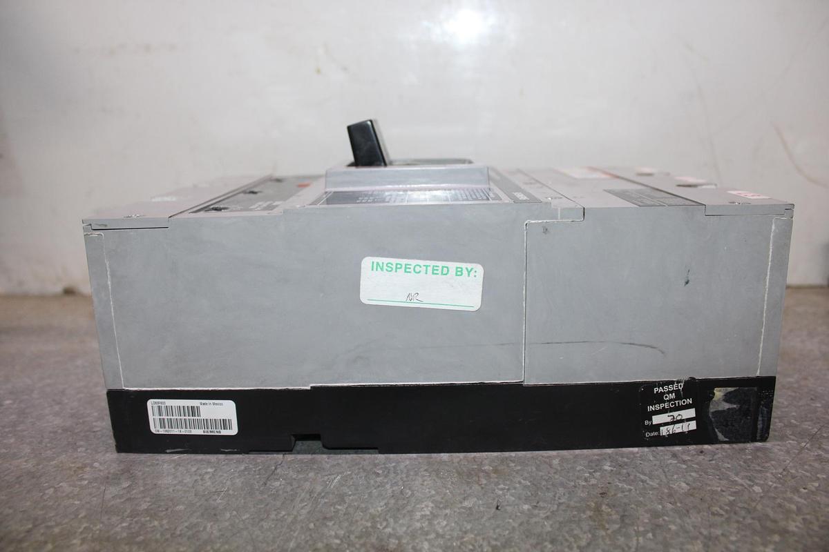 Used ITE CIRCUIT BREAKER KM3F800 800 AMP 600 VAC 3-POLE
