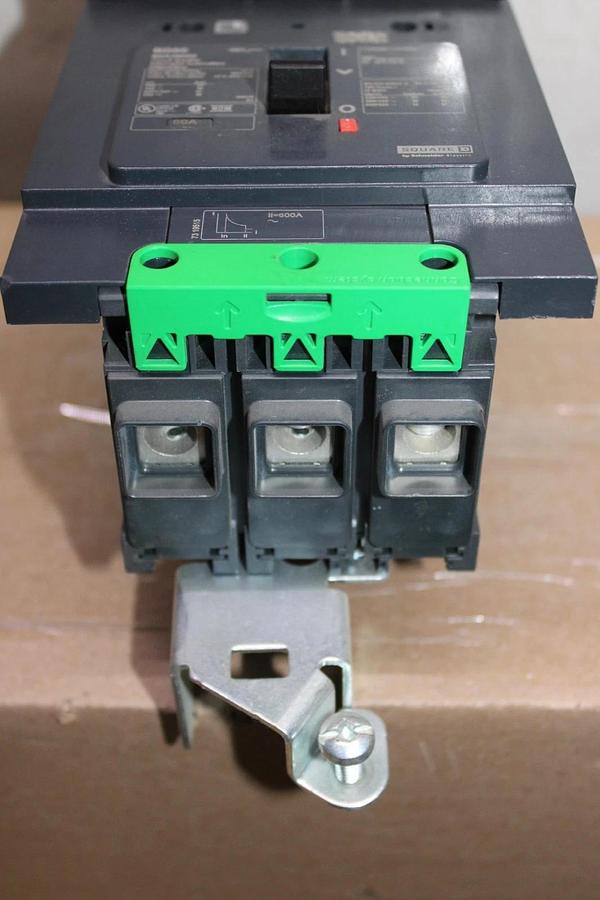 Used SQUARE D POWERPACT I-LINE CIRCUIT BREAKER BDA36050 50 AMP 3-POLE 600 VAC